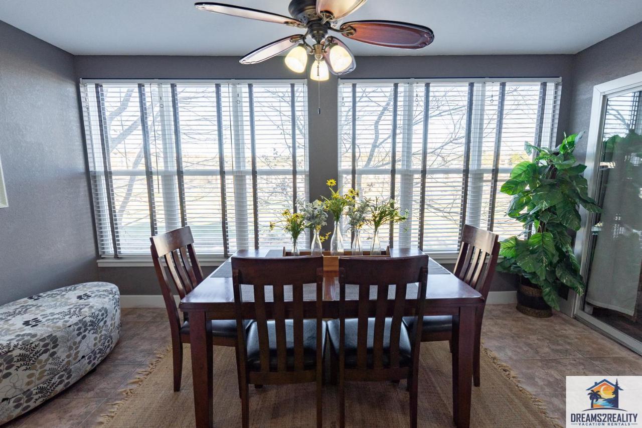 2Br Walk-In Condo - Near The 76 Strip - Pool - Free Tickets Included - Cla-8 Branson Bagian luar foto